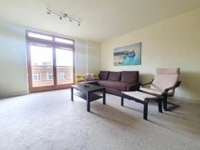 Spacious Modern 1 Bed Apartment - City Centre, Birmingham